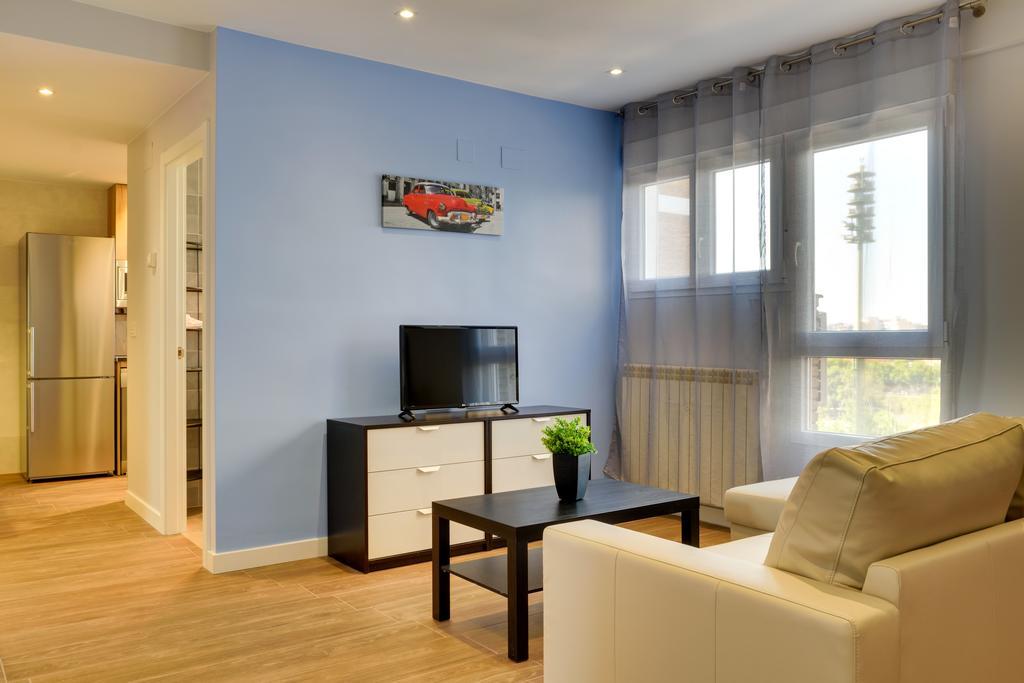 Apartamentos San Lazaro Zaragoza Exteriör bild