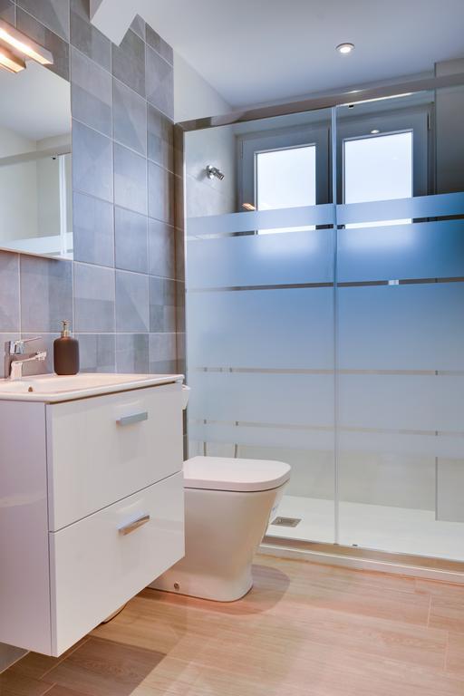 Apartamentos San Lazaro Zaragoza Rum bild