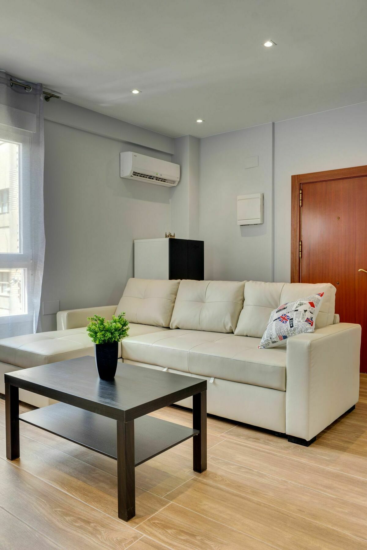 Apartamentos San Lazaro Zaragoza Exteriör bild
