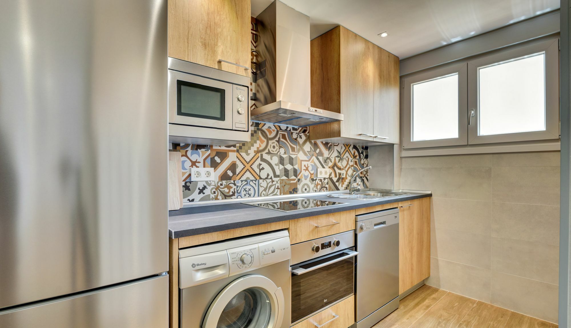 Apartamentos San Lazaro Zaragoza Exteriör bild