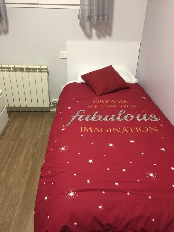 Apartamentos San Lazaro Zaragoza Exteriör bild